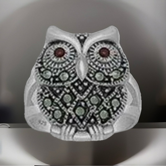 New Sterling Silver Owl Ring with marcasite, red enamel eyes, Size 6 - Picture 4 of 7